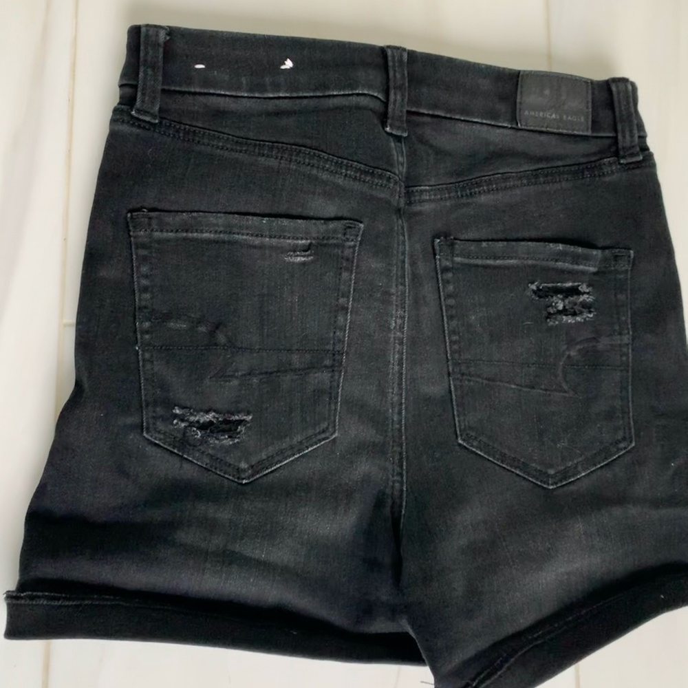 Short Ripped Shorts - Picture 2 of 2